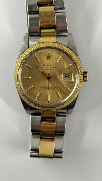 ROLEX
OYSTER PERPETUAL DATE 33mm steel and...