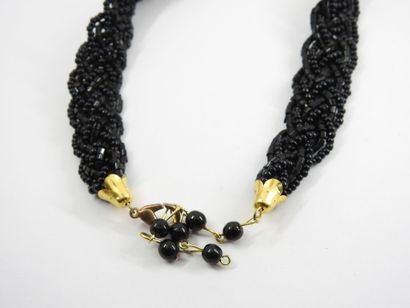 Jet pearl choker necklace, metal clasp