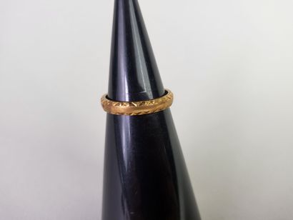 Lot of 2 wedding rings in 18K yellow gold...
