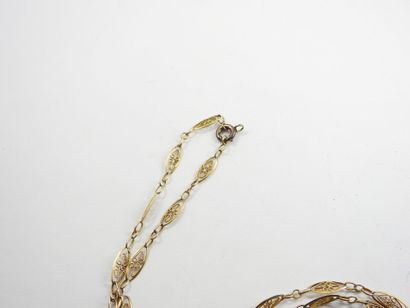 NECKLACE hand of Fathma in yellow gold 750...