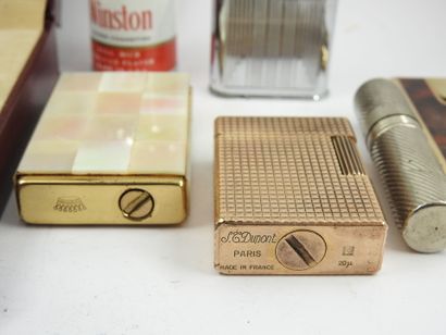 COLLECTION 13 lighters including a Myon in...