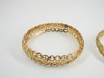 THREE RIGID BRACELETS in gold 750 thousandth....