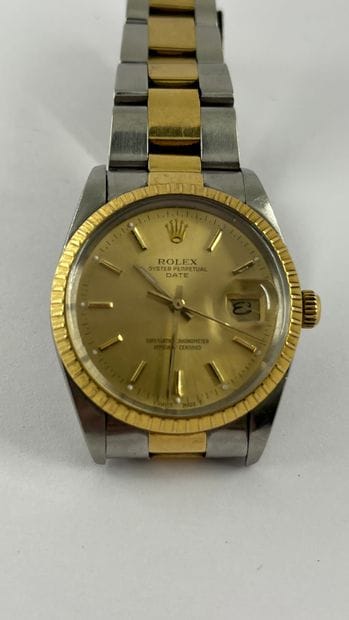 ROLEX
OYSTER PERPETUAL DATE 33mm steel and...