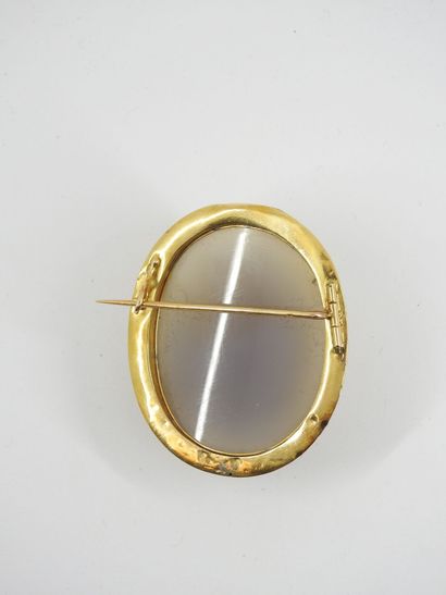 IMPORTANT PIN in yellow gold 750 thousandths...