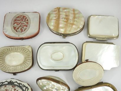 Fourteen mother-of-pearl coin holders or...