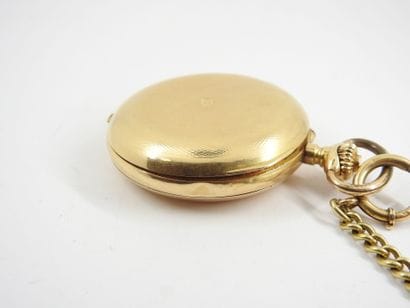 POCKET WATCH with chain in yellow gold 750...