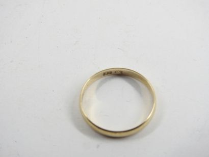 Two rings in yellow gold low title (333 thousandths)....