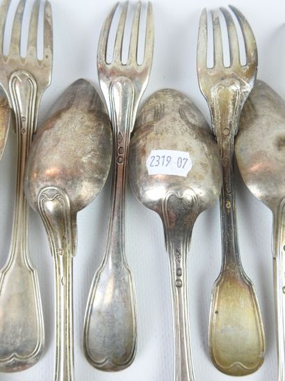 LARGE CUTLERY. Twelve large forks and twelve...