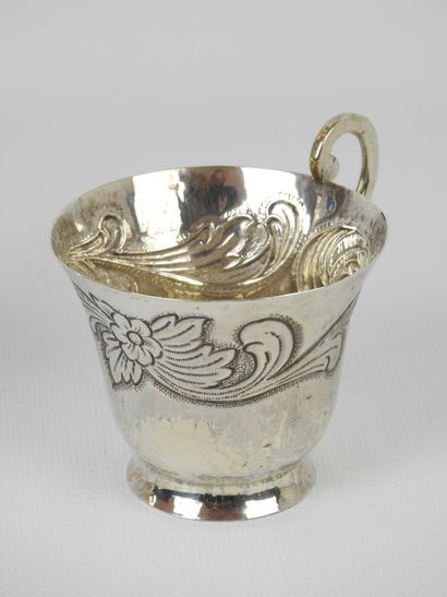 LOT in silver including small vase, cup and...