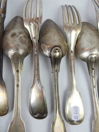 LARGE CUTLERY. Twelve large forks and twelve...