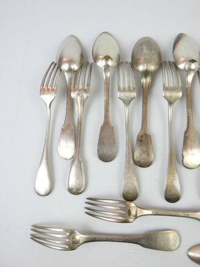COUVERTS in silver plated metal including...