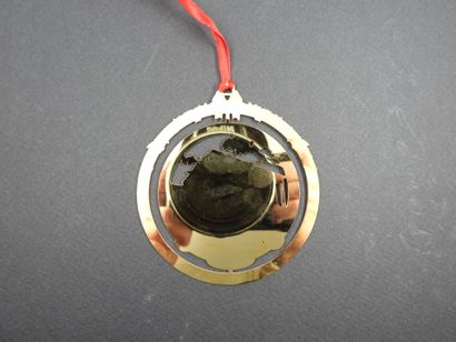 West Alabama Memories circular pendant. N°1262....