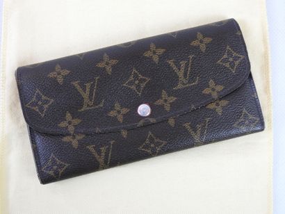 LOUIS VUITTON-PARIS : Wallet 