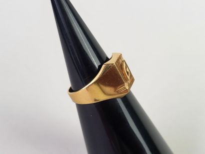 Ring in 18K yellow gold (750°/°°) with the...
