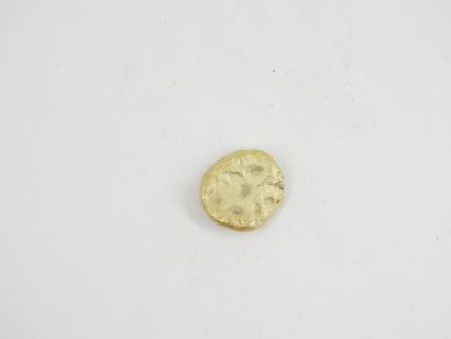 Old melted gold. Weight : 7,55 g