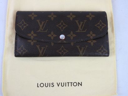 LOUIS VUITTON-PARIS : Wallet 