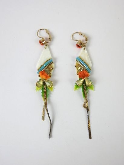 Pair of fancy earrings in gold metal, mother-of-pearl...
