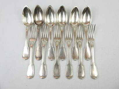 SIX LARGE silver cutlery net model. Monograms...