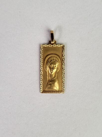 Rectangular religious medal in 18K yellow...