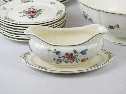 VILLEROY ET BOCH: Part of earthenware table...