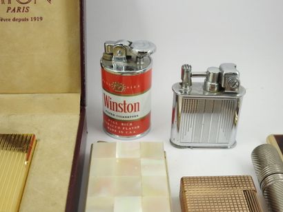 COLLECTION 13 lighters including a Myon in...
