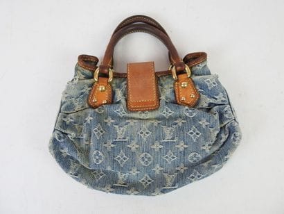 LOUIS VUITTON-PARIS: Handbag 