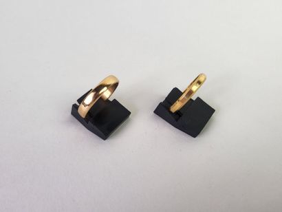 Lot of 2 wedding rings in 18K yellow gold...