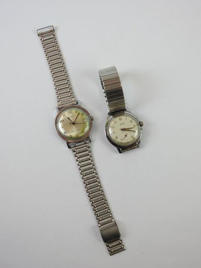 Lot of two mechanical steel watches (working)...