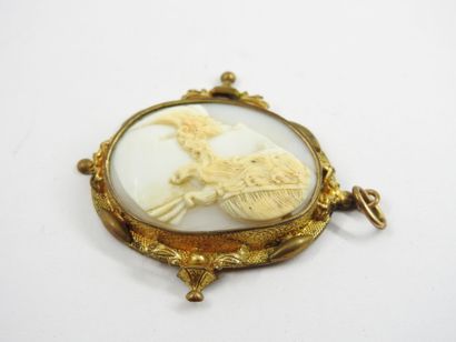 CAMEE PENDANT in gilt metal decorated with...