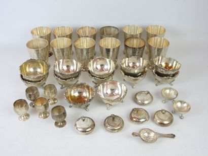 Lot of silver plated metal including twelve...