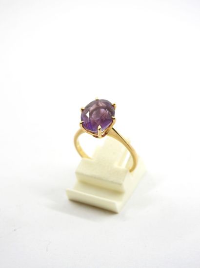 Yellow gold ring 750 thousandths decorated...