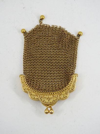 Mesh purse in yellow gold 750 thousandths....