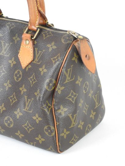 LOUIS VUITTON-PARIS: Speedy handbag in monogram...
