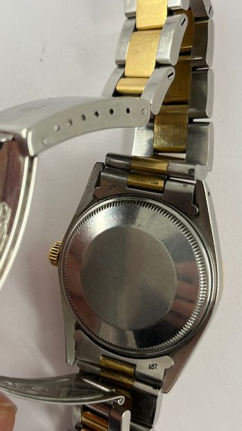 ROLEX
OYSTER PERPETUAL DATE 33mm steel and...
