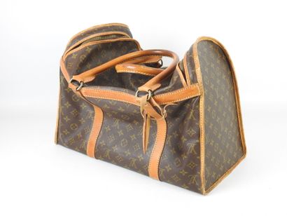 LOUIS VUITTON - Paris : Shoe bag in canvas...