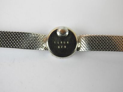 OMEGA: Ladies' wristwatch in platinum. Gross...