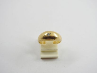 Ring in yellow gold 750 thousandths decorated...