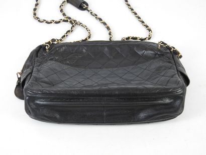 CHANEL : Handbag 