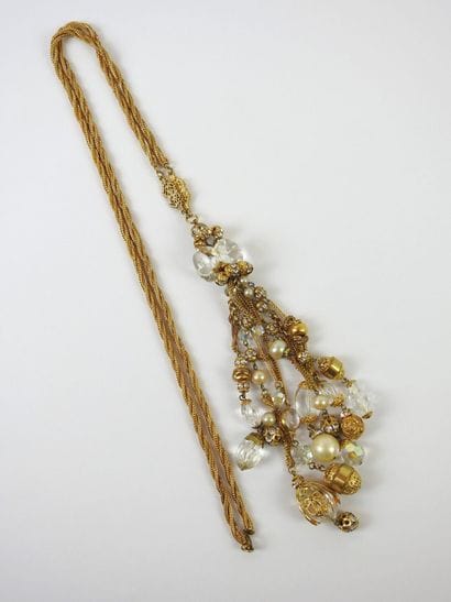 NINA RICCI, in the taste of: Beautiful Sautoir...