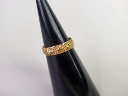 Ring in 18K yellow gold (750°/°°) chased...