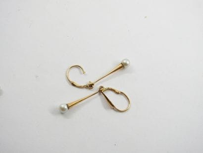 SET of yellow gold 750 thousandth and pearls...