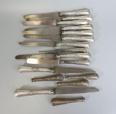 Set of knives with steel handle, probably...