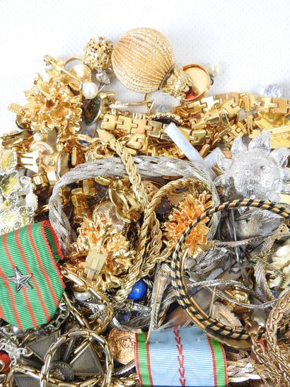 LOT of costume jewelry in gold metal and...