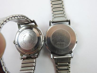 Lot of two mechanical steel watches (working)...