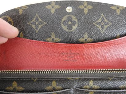 LOUIS VUITTON-PARIS : Wallet 