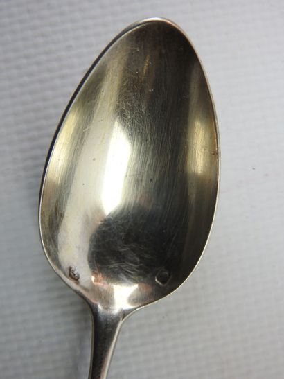 SIX COFFEE SPoons in silver with guilloche...