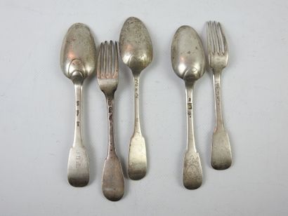LARGE SILVER COUVER with engraved coat of...