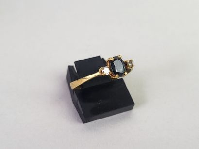 Ring in 18K yellow gold (750°/°°) set with...