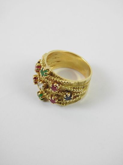 Yellow gold ring made of five rings decorated...