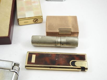 COLLECTION 13 lighters including a Myon in...